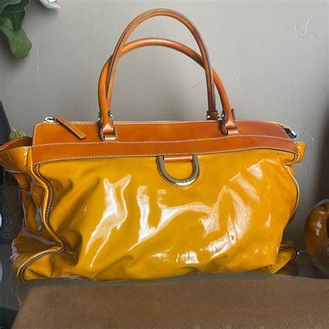 gucci d ring hobo large|Gucci Yellow Patent Leather D Ring Large Hobo Bag.